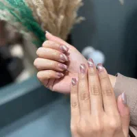 خدمات کامل ناخن (کاشت ژل /ترمیم /طراحی)