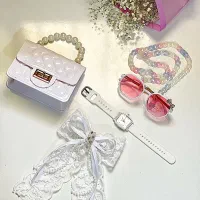 عینک دودی و کیف دخترانه|زیورآلات و اکسسوری|اندیشه, اندیشه فاز ۱|دیوار