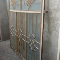 فروش پنجره قاب ریز طول 2وعرض 2 همراه با شیشه پنجره