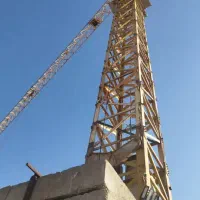 تاور کرین 646