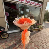 کار در گل فروشی همراه با آموزش