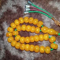 تسبیح کهربا ۵ ساله تراش گرد کمیاب کم پیدا