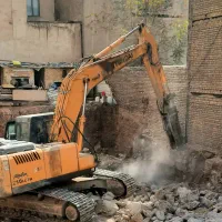 خاک برداری و تخریب و کنده کاری