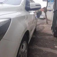 شاهین۱۴۰۰ در حد بی رنگ