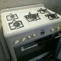 اجاق گاز فر دار زانوس