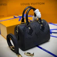 عرضه کیف و صندل برند