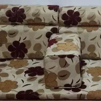 پشتی و نشیمن