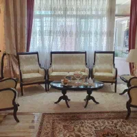 مبلمان چوبی۶ نفره و نهارخوری ۸ نفره میز وسط و..
