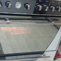 اجاق گاز فر دار تمیز و سالم و نو