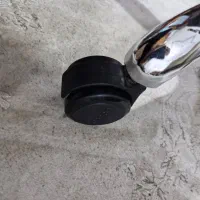 فروش فوری صندلی چرخ دار|صندلی و نیمکت|بندر انزلی, کوی واحدی|دیوار