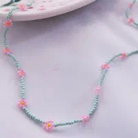 گردنبند منجوق گل