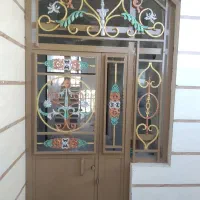 رنگ امیزی درب وپنجره انجام میشود|خدمات پیشه و مهارت|سراوان, |دیوار