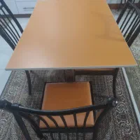 میز نهارخوری