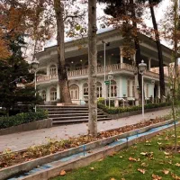خانه ویلایی  550 متر  نیاوران گل سنگ