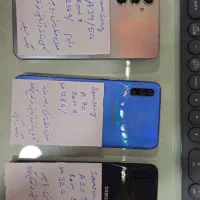 تعداد ۴ عدد گوشی سامسونگ