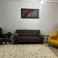 مبل راحتی در حد نو