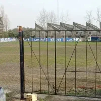 نگهبان مجموعه ورزشی