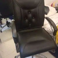 صندلی چرخ دار درحدنو
