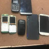 تعدادی گوشی