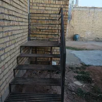 پله آهنی نو اصلا استفاده نشده|مصالح و تجهیزات ساختمان|زنده رود, |دیوار