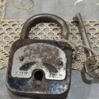 حراج تعدادی وسیله قفل عتیقه مجارستانی و ...