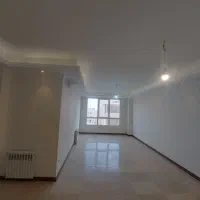 ۹۵ متر، سالن پرده خور، افتابگیر