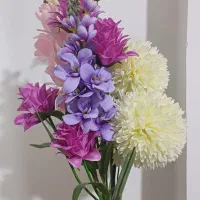 گل ب همراه گلدان