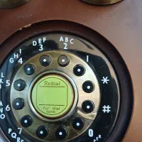 تلفن دیواری چوبی قدیمی