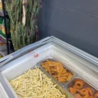 فروشنده آقا