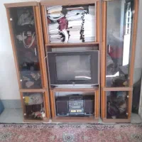 فروش تلویزیون با میز وبوفه|تلویزیون و پروژکتور|ارومیه, |دیوار