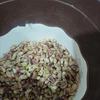 مغز پسته