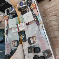 لوازم گریم و میکاپ وشینیون و ناخن کاملا نو|آرایشی، بهداشتی، درمانی|مشکیندشت, |دیوار