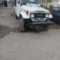 تویوتا وانت ۲ اف