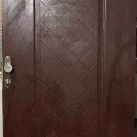 فروش فوری درب منزل محکم سالم با قیمت استثنایی