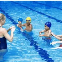 آموزش شنا کاملا تخصصی و تضمینی