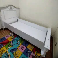 تخت خواب یک نفره