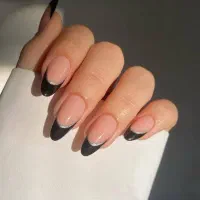 کاشت و ترمیم ناخن