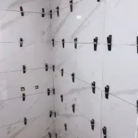 کاشی کاری و باز سازی ونصب شیر آلات