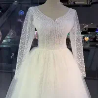 فروش لباس عروس( به قیمت کرایه)