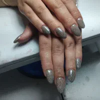 کاشت ناخون کراتین و فر شش ماهه و کف سابی|خدمات آرایشگری و زیبایی|سبزوار, فقیه سبزواری|دیوار