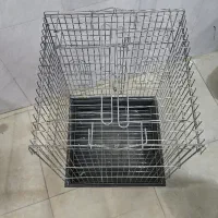 قفس فلزی بزرگ تاشو با سینی پلاستیکی.تمیز و محکم