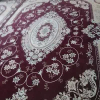 فرش زرشکی