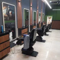 آرایشگر ماهر و باسابقه|استخدام درمانی، زیبایی، بهداشتی|مشهد, شهید قربانی|دیوار