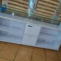 میز پیش خواان