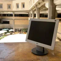 مانیتور 15 اینچ LG
