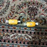 یک جفت دسته بازی بفروش میرسد