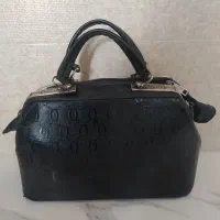 کیف مشکی تمیز