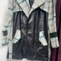 کاپشن و جین و فوتر زیر قیمت خرید