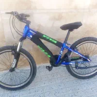 دوچرخه بسیار سالم قیمت مناسب