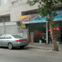 ویلایی ۱۵۴ متری  دارای ۲ باب مغازه و زیر پله|فروش زمین و ملک کلنگی|تهران, شهرک ولیعصر جنوبی|دیوار